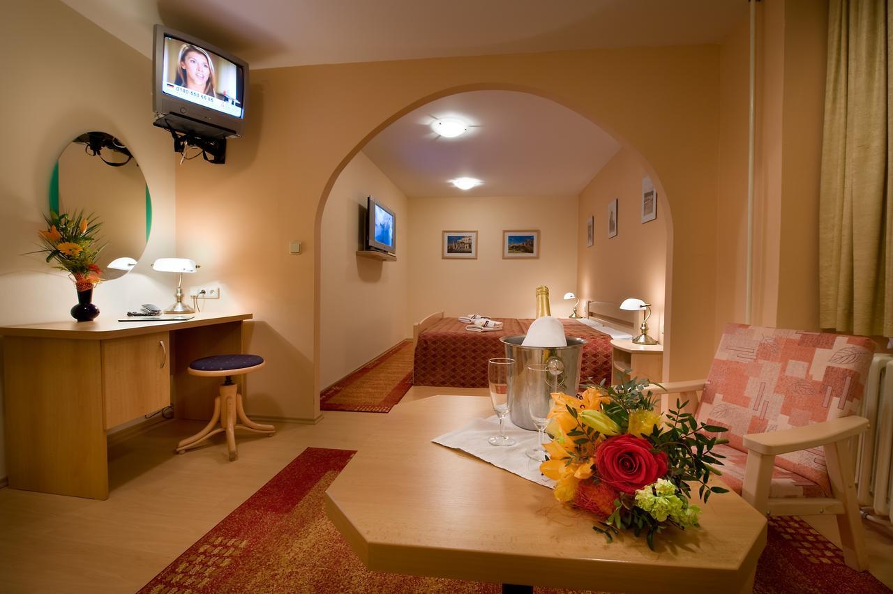 Grand Hotel Třebíč 部屋 写真